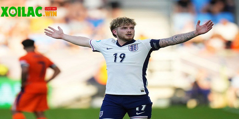Tottenham ấn tượng với cầu thủ Harvey Elliott đầy tài năng