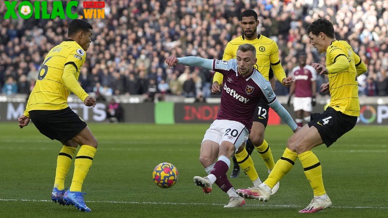 Soi kèo West Ham vs Chelsea - 2h00 ngày 23/8