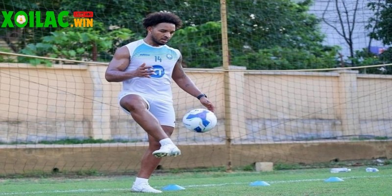 Xuân Son hiện đang ở Brazil để tiếp tục tập hồi phục theo phác đồ